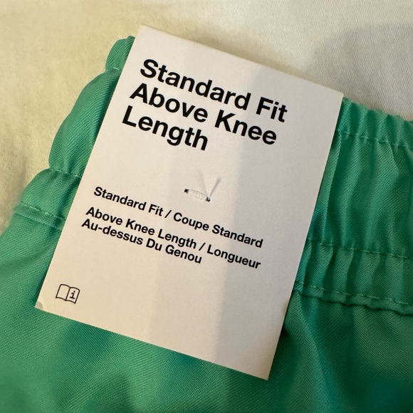 Nike Men’s Shorts- Size S- Green NWT - Picture 4 of 5